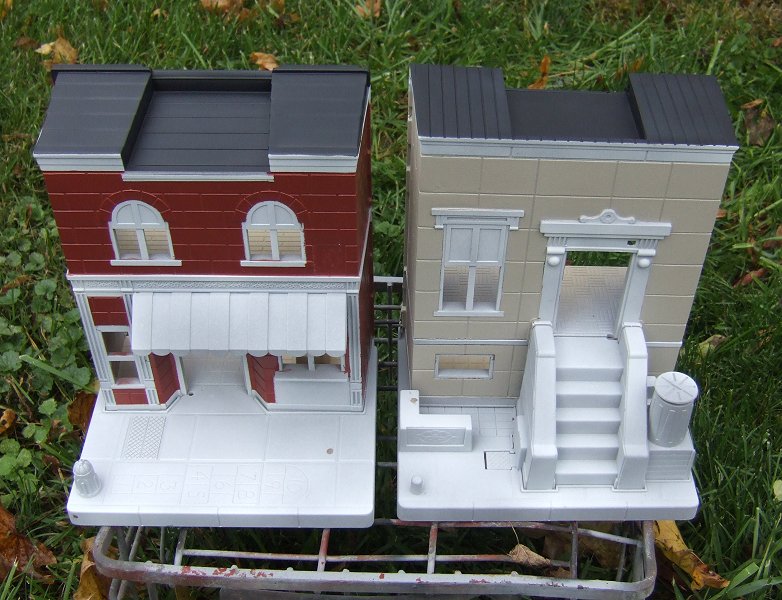 playskool_buildings_black_roof_712.jpg