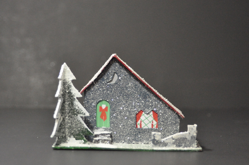 Dolly slant roof.JPG