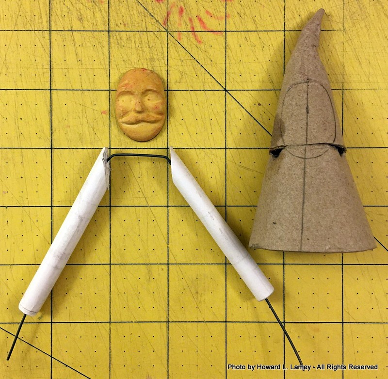 santa in chimney face arms body.JPG