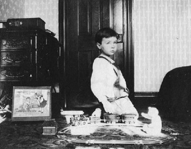 Ives toy train, 1900