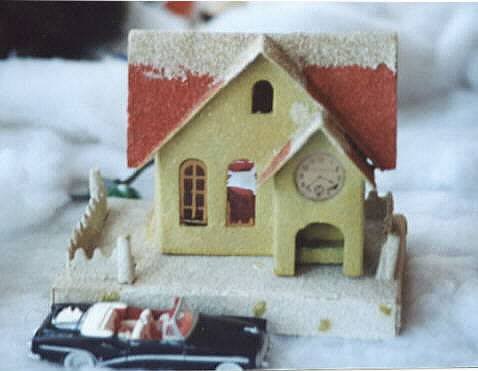 variation Christmas clock house