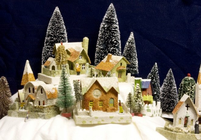 Storewindow Christmas houses
