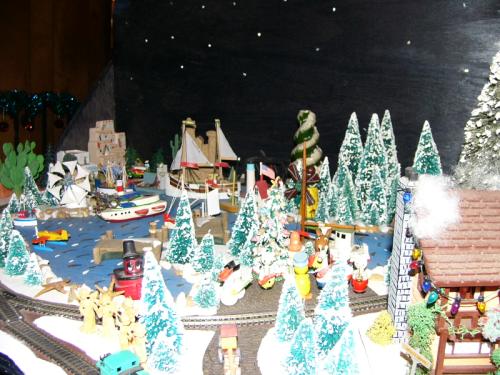 Christmas village houses putz display