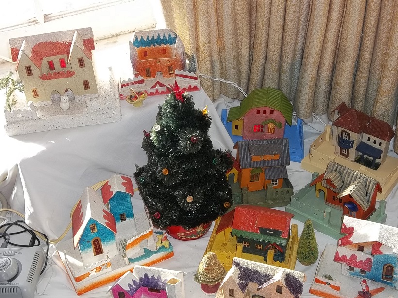 Christmas houses EBAY 049.JPG