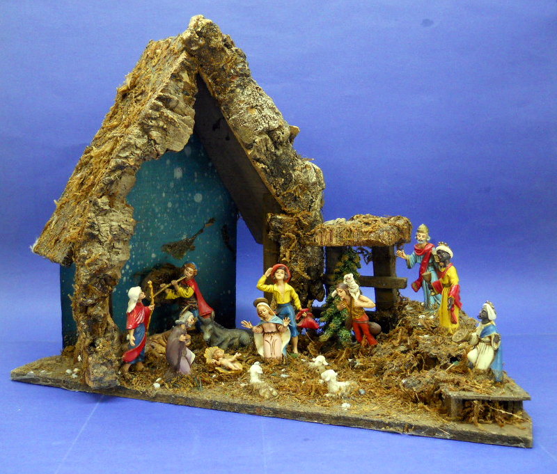 nativity manger 001.JPG