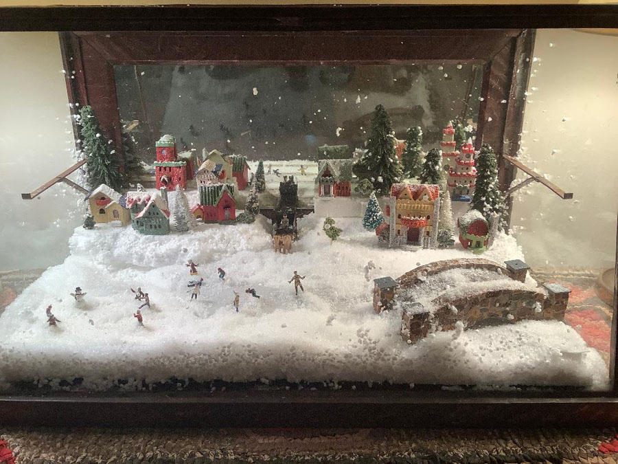 resized mini putz 2019 b.jpg