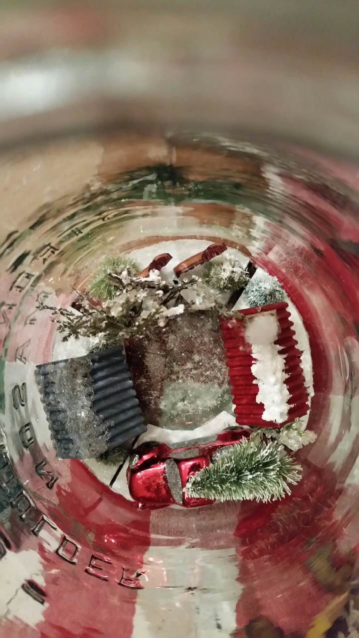 Positioning the scenes